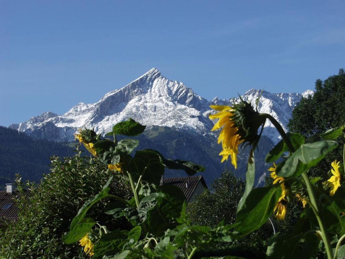 Gaestehaus Loedermann Garmisch-Partenkirchen Exterior foto